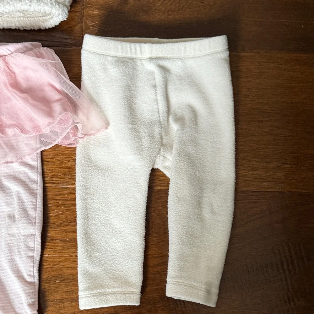 12 piece 18 month Baby Clothing Set with Hoodie and Pajamas